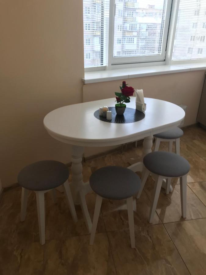 Apart Assistant On Smart Plaza Kyiv Exterior photo