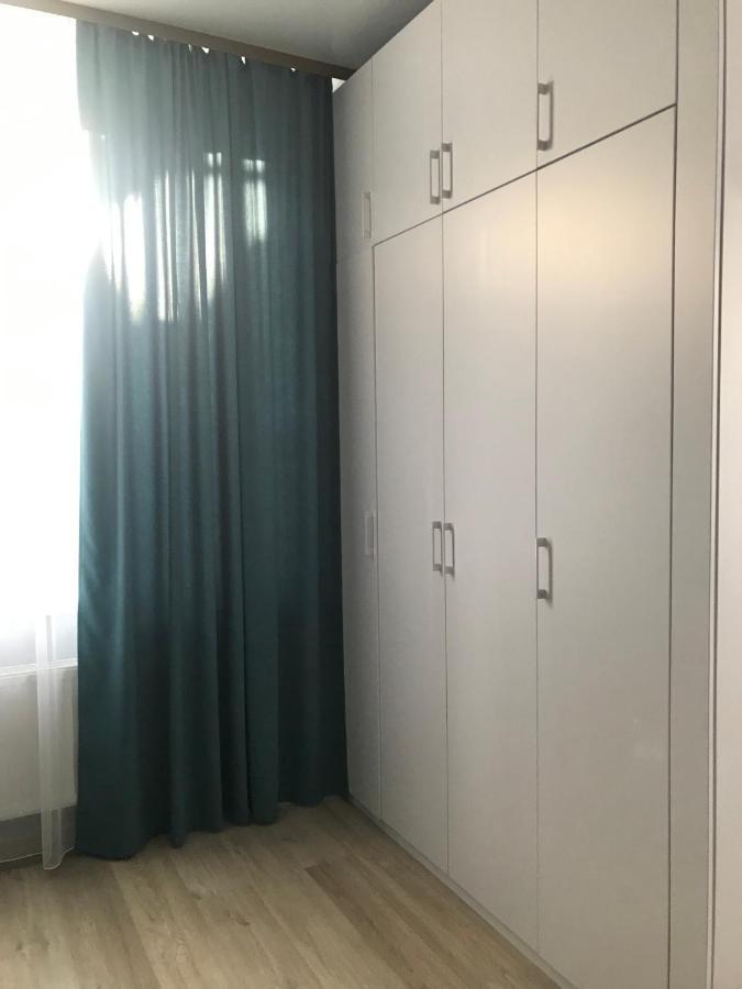 Apart Assistant On Smart Plaza Kyiv Exterior photo