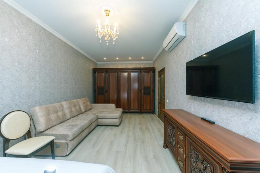Apart Assistant On Smart Plaza Kyiv Exterior photo