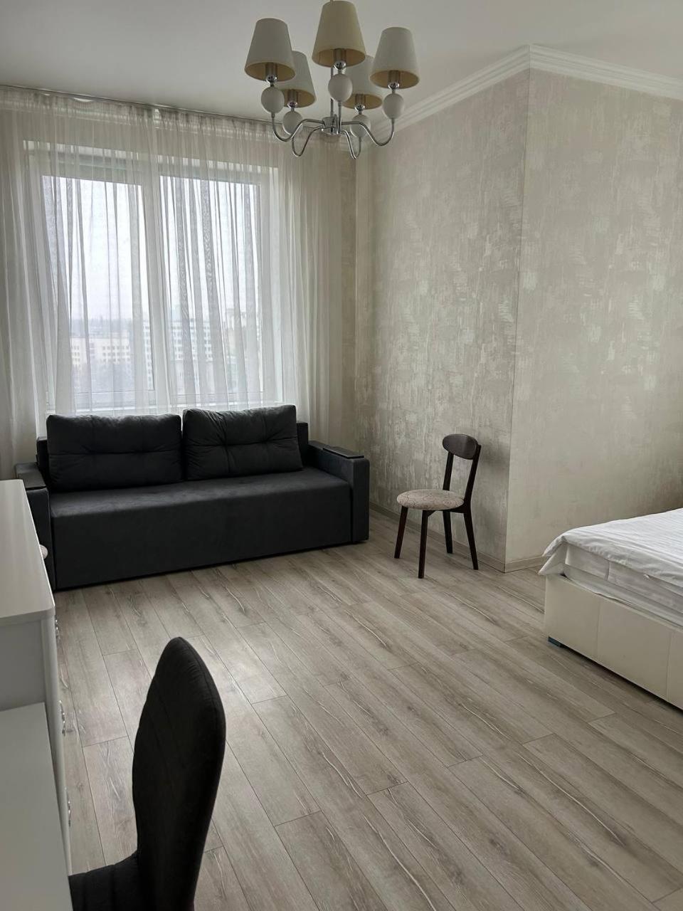 Apart Assistant On Smart Plaza Kyiv Exterior photo
